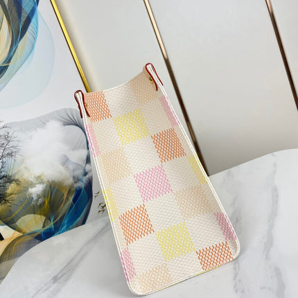 ONTHEGO 35 IN PEACH DAMIER GIANT CANVAS