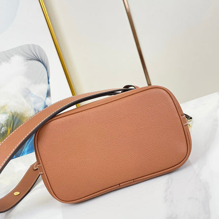 LOCK AND WALK 20 IN COGNAC GRAINED CALFSKIN GOLD HARDWARE