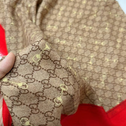 GUCCI 25S SCARF 140 IN CASHMERE 740367