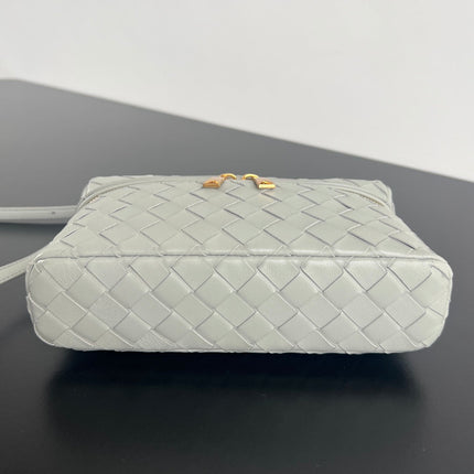 BANG BANG 22 VANITY CASE IN GREY COIN CALFSKIN