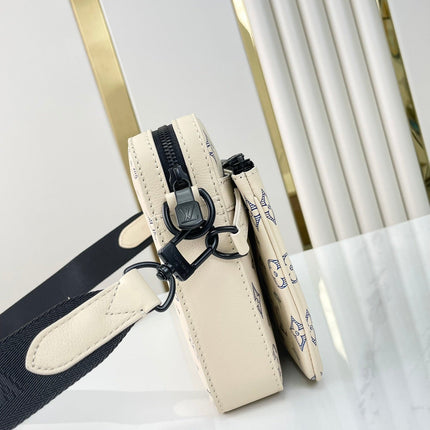 TRIO MESSENGER 25 IN CREAM BLUE MONOGRAM SHADOW CALFSKIN