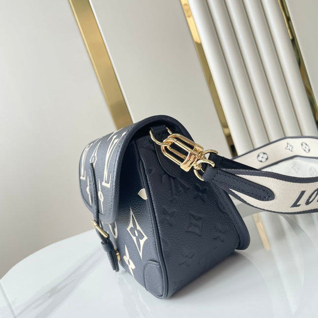 DIANE 23 IN DARK NAVY CREAM MONOGRAM EMPREINTE LEATHER
