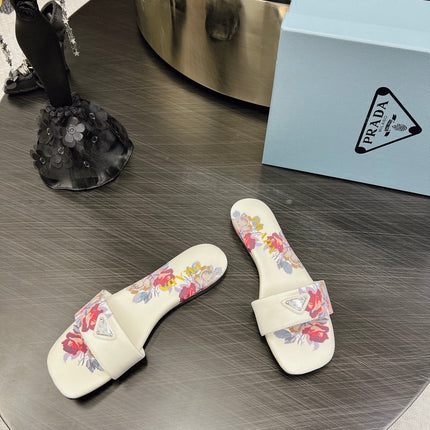 PRA PRINTED SLIDES SLIPPERS WHITE SATIN