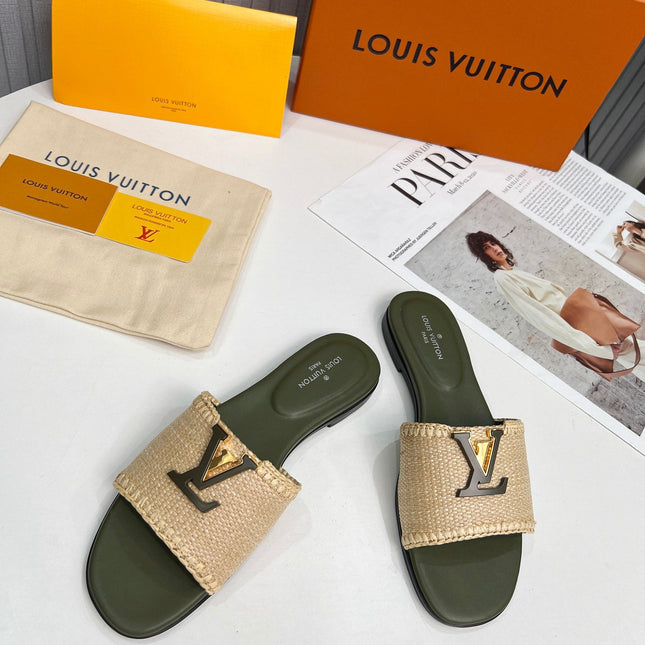 LV 26S FLAT SLIDES IN MOSS GREEN CALFSKIN AND BEIGE RAFFIA