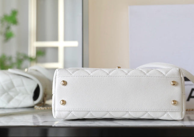 25S FLAP BAG 24 CM IN WHITE LAMBSKIN WITH GOLD HARDWARE