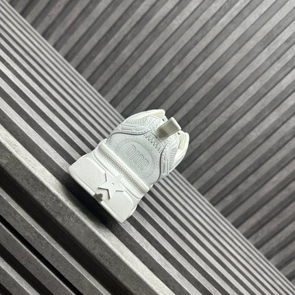 CD CHRONO SNEAKER WHITE CALFSKIN