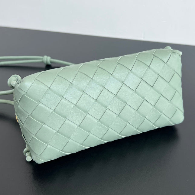 CONCERT POUCH 18 IN OPAL LAMBSKIN