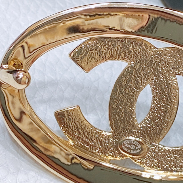 CC 30MM BELT IN WHITE SMOOTH CALFSKIN WHITE MIX BLACK METAL LOGO GOLD HARDWARE