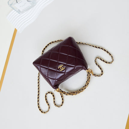 HOBO BAG 18 IN WINE RED SOFT LAMBSKIN GOLD CHAIN