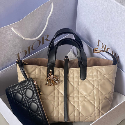 MEDIUM TOUJOURS BAG 28 IN BEIGE CANNAGE CALFSKIN BLACK STRAP