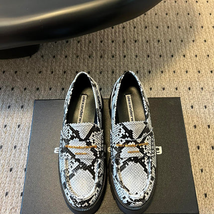 CARTER MID-HEEL 5 CM LUG LOAFER IN WHITE MIX BLACK GRAINED LAMBSKIN