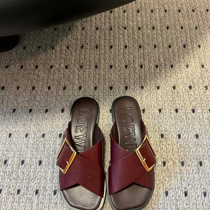 PETAL BELT FLAT SANDAL IN SANGRIA RED CALFSKIN