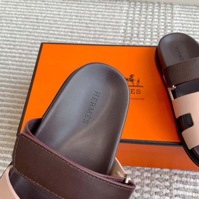 HM 26S CHYPRE SANDAL IN LIGHT PINK AND DARK RED CALFSKIN