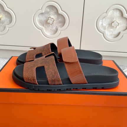 HM 26S CHYPRE SANDALS IN BROWN LIZARD EMBOSSED CALFSKIN