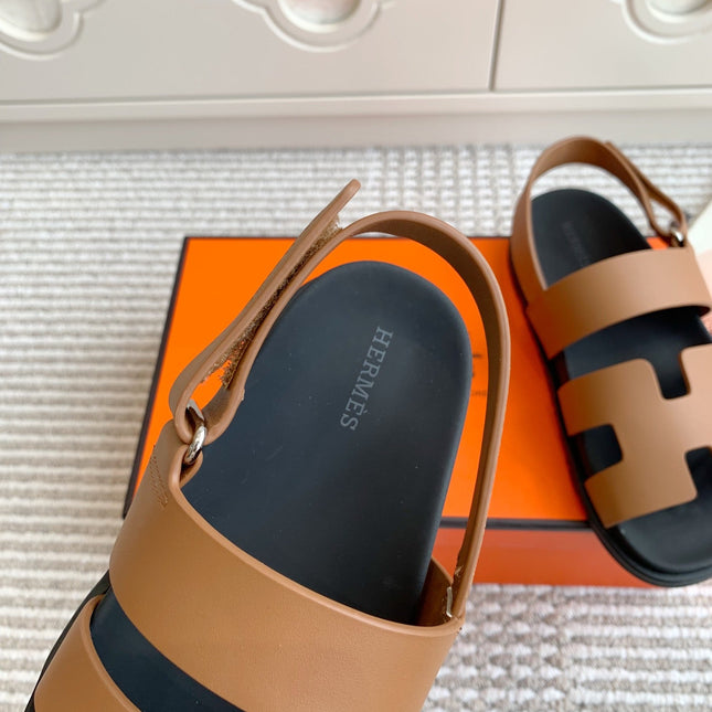 HM 26S CHYPRE SANDAL WITH BACK STRAP IN BROWN CALFSKIN