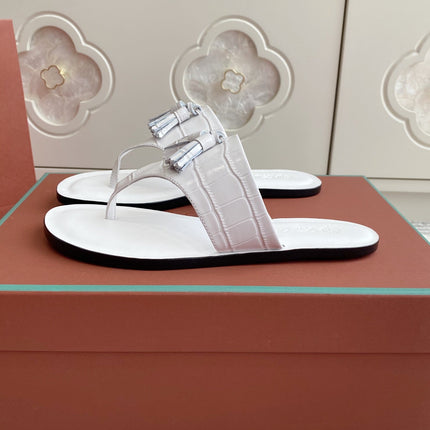 FLIP FLOPS IN WHITE LAMBSKIN SNAKE EMBOSSING
