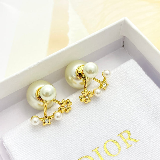 CD 26S PEARL STAR CLOVER DOUBLE STUD EARRINGS IN GOLD METAL 631770