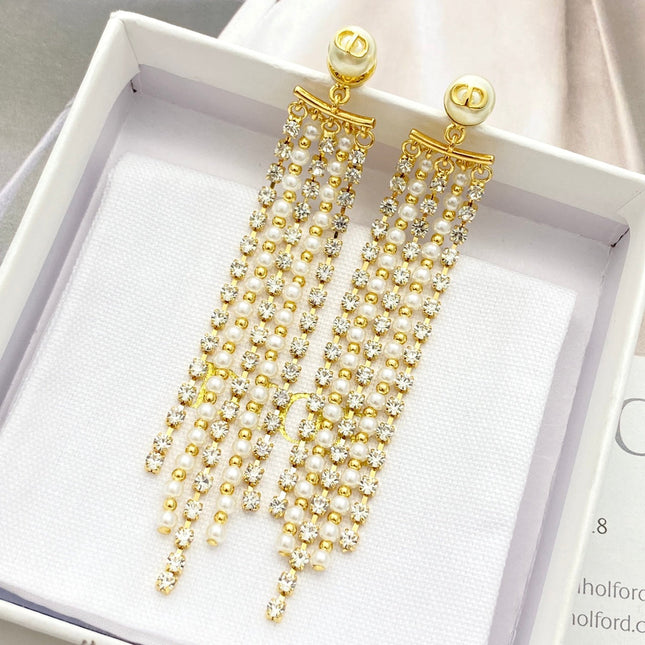 CD 26S MULTI STRAND PEARL CRYSTAL TASSEL DROP EARRINGS IN GOLD METAL 631775