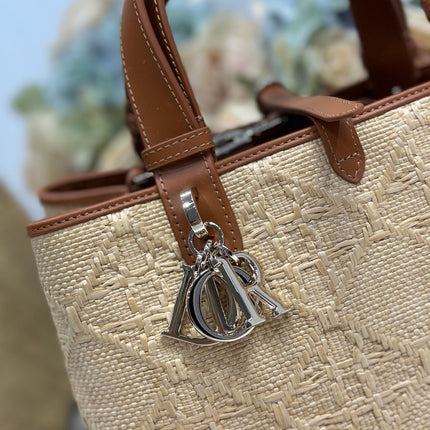 DIOR 26S TOUJOURS BAG 28 IN BROWN AND BEIGE RAFFIA