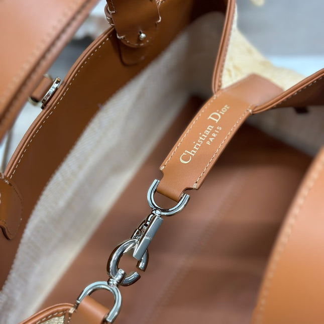 DIOR 26S TOUJOURS BAG 28 IN BROWN AND BEIGE RAFFIA