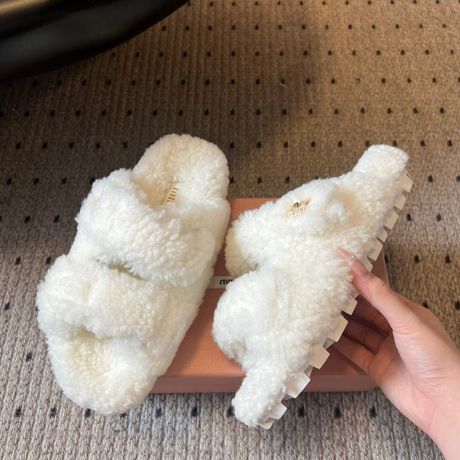 MIUMIU 26S SHEEPSKIN SLIPPERS IN WHITE