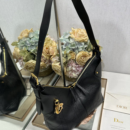 DIOR 26S VOYAGE BAG 28 IN BLACK CALFSKIN