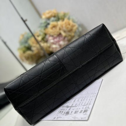 DIOR 26S VOYAGE BAG 34 IN BLACK CALFSKIN