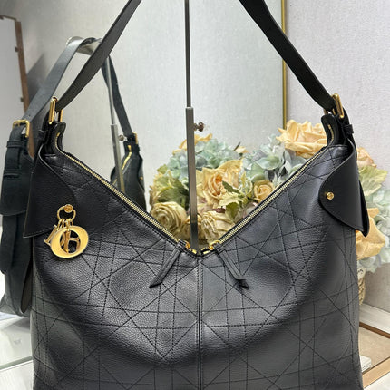 DIOR 26S VOYAGE BAG 34 IN BLACK CALFSKIN
