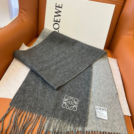 LOEWE 26S SCARF 180 IN CASHMERE WOOL 863828