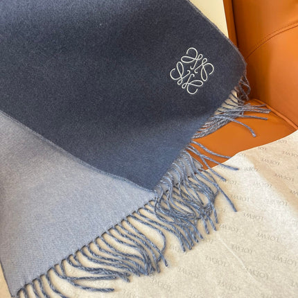 LOEWE 26S SCARF 180 IN CASHMERE WOOL 863832
