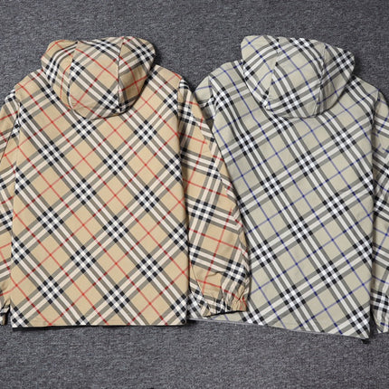 BURBERRY 25S HOODED TRENCH COAT 132