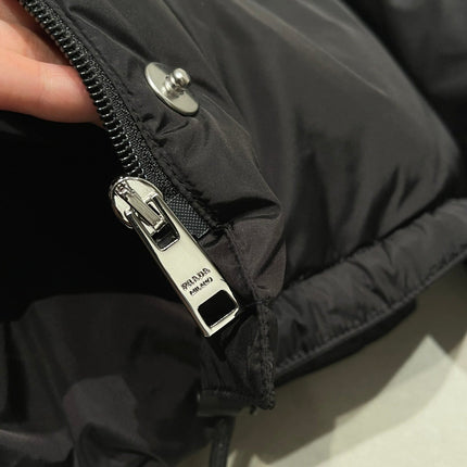 PRADA 25S SHORT DOWN JACKET 243