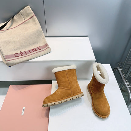 MIUMIU 25S BOOTIES IN CARAMEL BROWN SUEDE AND SHEARLING