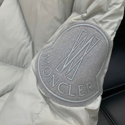 MONCLER 25S DOWN JACKET 433