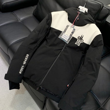 MONCLER 25S JACKET 375