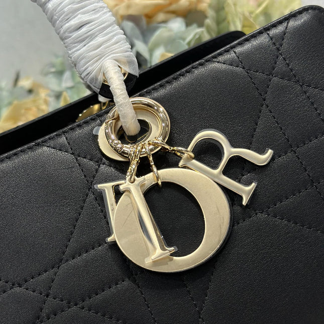 DIOR 26S CANNAGE GRANVILLE 34 IN BLACK CALFSKIN