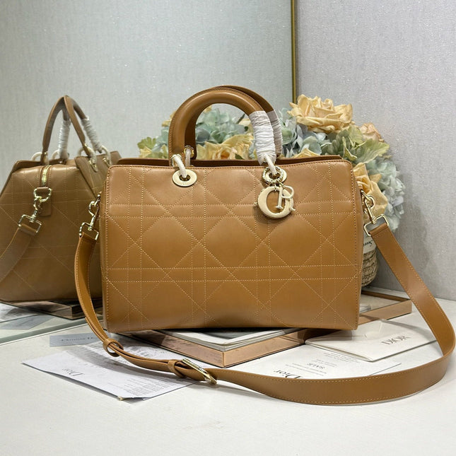 DIOR 26S CANNAGE GRANVILLE BAG 34 IN LIGHT BROWN CALFSKIN