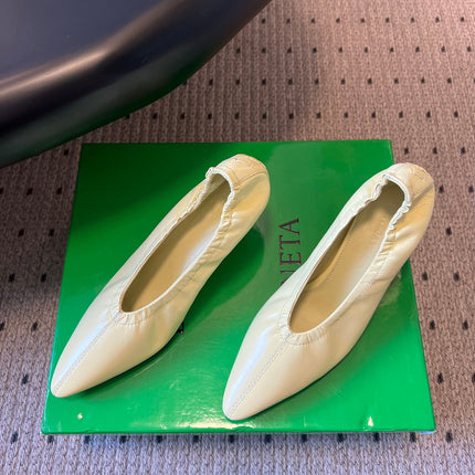 BOTTEGA VENETA 26S HIGH HEELS 40 MM IN CREAM WHITE CALFSKIN