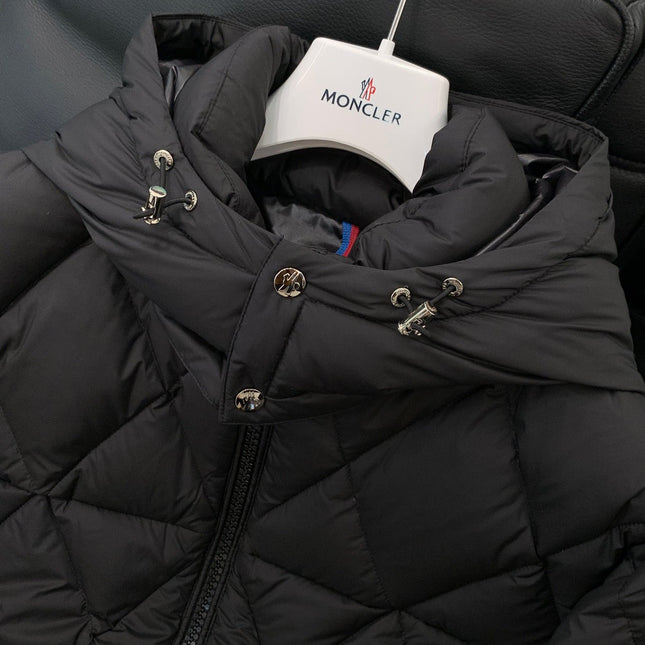 MONCLER 25S DOWN JACKET 393