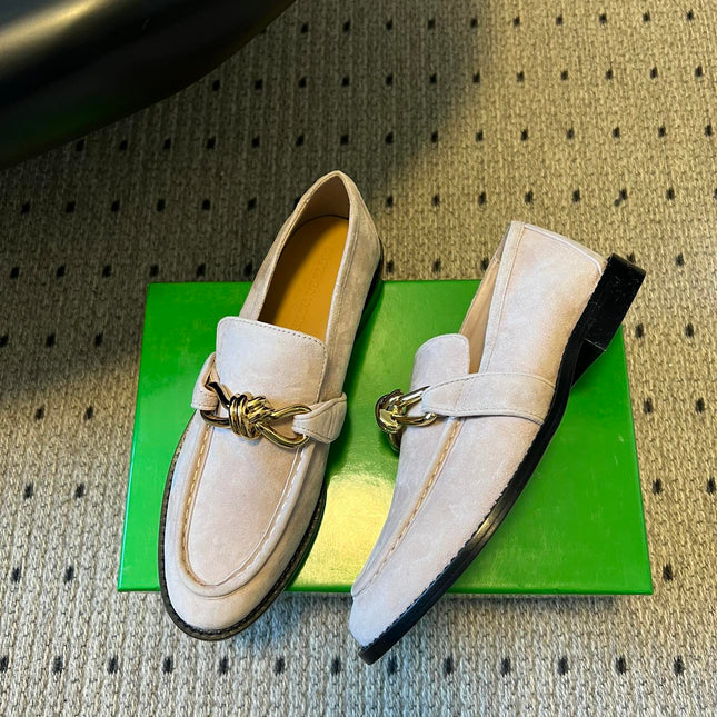 BOTTEGA VENETA 26S LOAFERS IN LIGHT BEIGE SUEDE WITH GOLD HARDWARE
