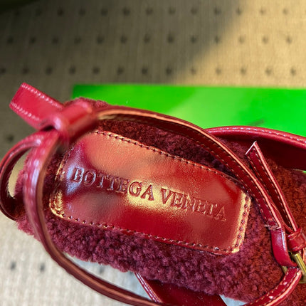 BOTTEGA VENETA 26S SQUARE-TOE HIGH-HEEL SANDALS 90 MM IN RED LAMBSKIN AND WOOL