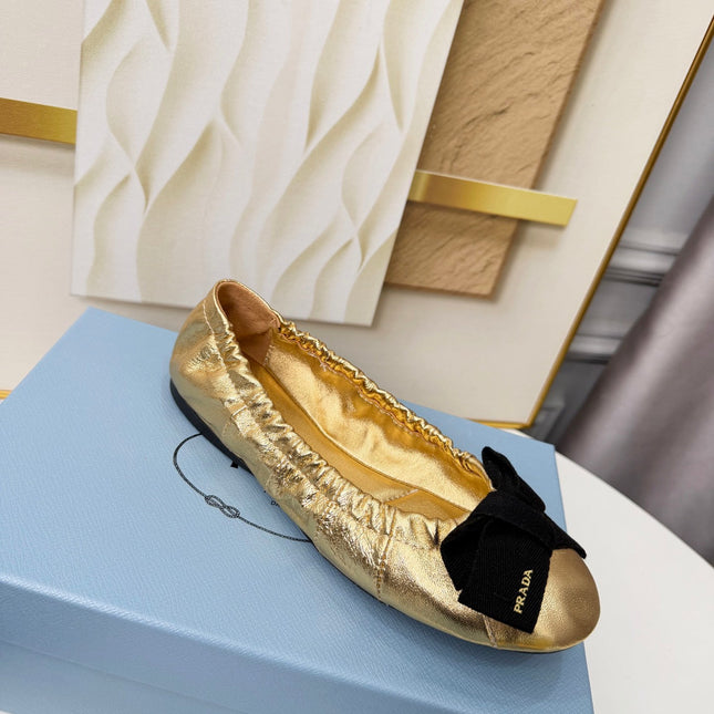 PRADA 26S BALLERINA FLATS IN GOLD CALFSKIN WITH BOW