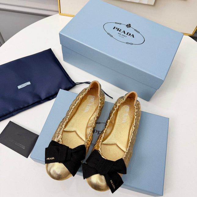 PRADA 26S BALLERINA FLATS IN GOLD CALFSKIN WITH BOW