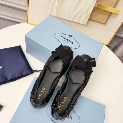 PRADA 26S BALLERINA FLATS IN BLACK CALFSKIN WITH BOW