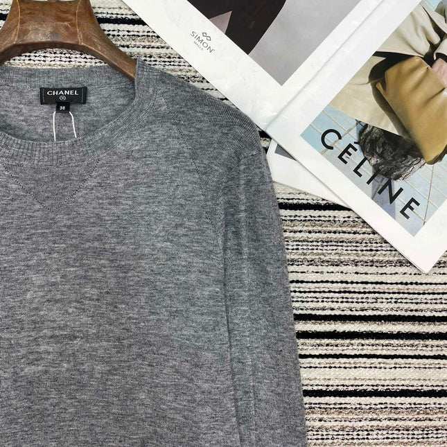 CHANEL 26S SWEATER 952