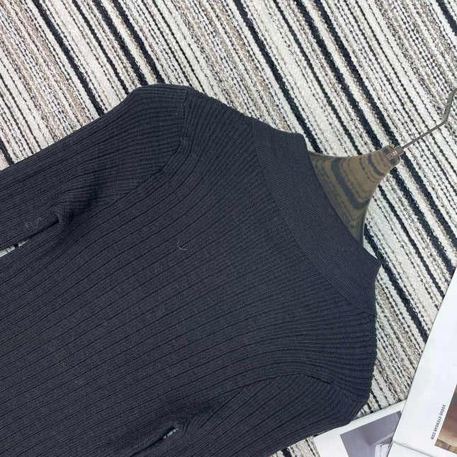 CHANEL 26S COLLARED SWEATER 899