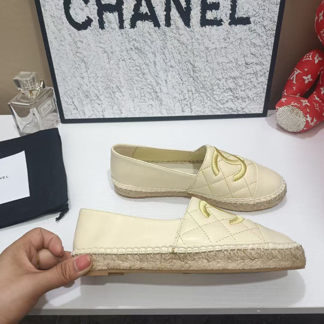 CHANEL 26S ESPADRILLE LOAFERS IN BEIGE CALFSKIN WITH ROPE SOLE