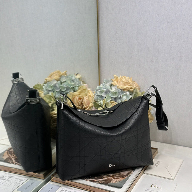 DIOR 26S  DIORLY BAG 39 IN BLACK CALFSKIN