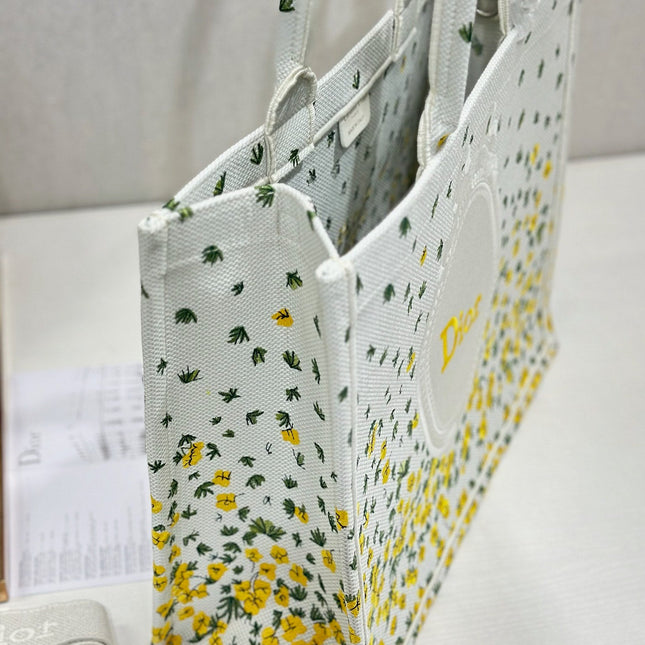 DIOR 26S BOOK TOTE BAG 42 IN WHITE FLORAL EMBROIDERY BAYADERE FABRIC
