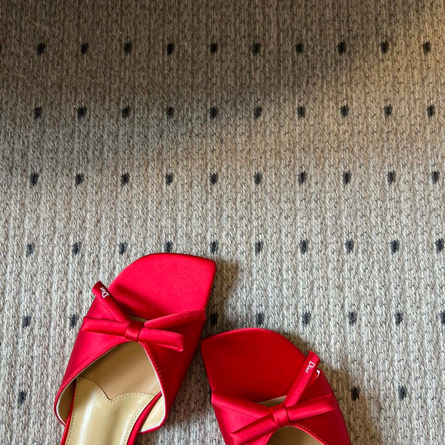DIOR 26S OBLIQUE BOW MULE IN RED SATIN